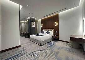 Sunday Luxury Central formerly Anan hotel