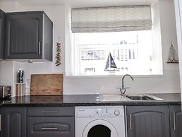 18b New Street