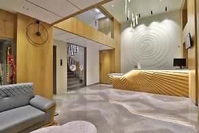 7 Orbit Hotel Surat