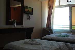 Arous El Bahr Hotel