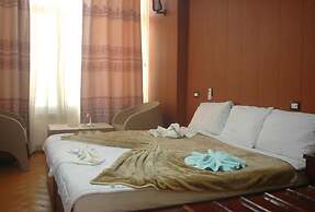 Arous El Bahr Hotel