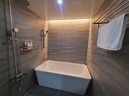 Hotel Raza B