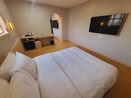 Hotel Raza B