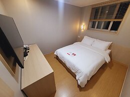 Hotel Raza B