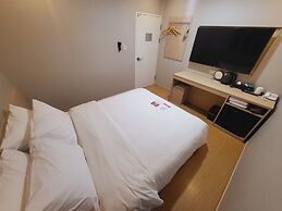 Hotel Raza B
