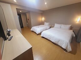 Hotel Raza B