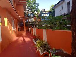 Villa - Sleeps 8 - Garden - Parking - Patio