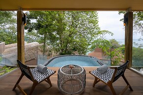SINAE Phuket Luxury Hotel