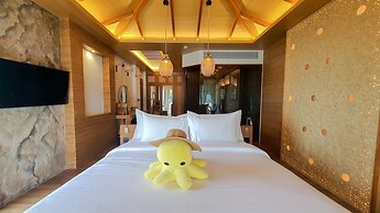 SINAE Phuket Luxury Hotel