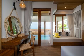 SINAE Phuket Luxury Hotel