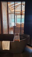 SINAE Phuket Luxury Hotel