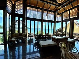 SINAE Phuket Luxury Hotel
