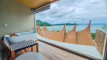 SINAE Phuket Luxury Hotel
