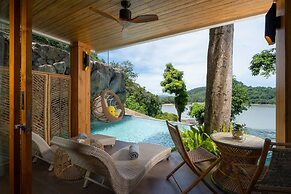 SINAE Phuket Luxury Hotel