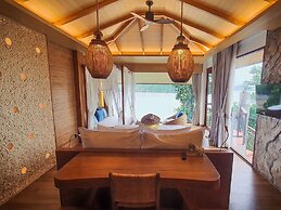 SINAE Phuket Luxury Hotel