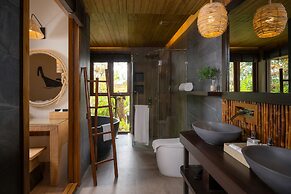 SINAE Phuket Luxury Hotel