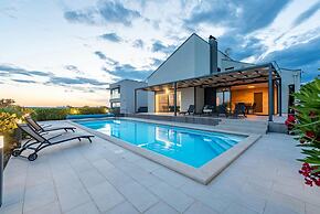 Villa Descansa in Dracevac Ninski