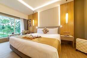 Glenmarie Hotel & Golf Resort