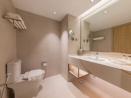 Glenmarie Hotel & Golf Resort