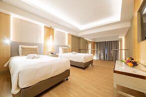 Glenmarie Hotel & Golf Resort