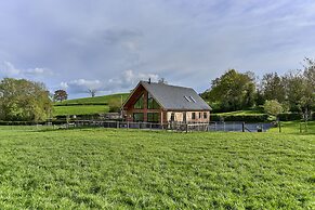 Holly Lodge