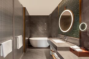 HUALUXE Qingdao Licang by IHG