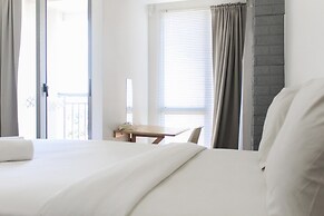 Comfy Studio Apartment At M-Town Residence