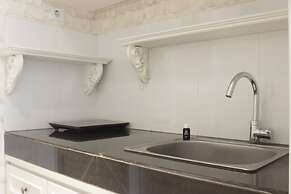 Elegant & Stylish Studio At Gateway Pasteur Apartment