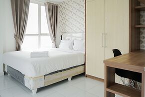 Fancy And Nice Studio At Casa De Parco Apartment