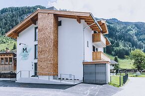 M1 - Mountain Living