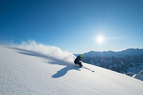M1 - Mountain Living