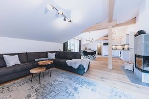 M1 - Mountain Living