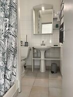 Les Trois Cèdres