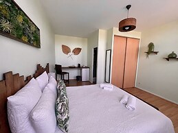 Les Trois Cèdres