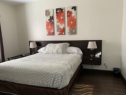 La Digue Suites