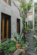 El Recinto Luxury Hotel