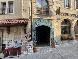 Takunya Cave Hotel
