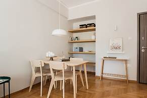Absolute 2BR Apartment