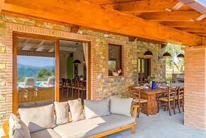 Villa Il Girasole in Parrano