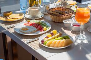 VANCII HOTEL