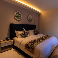 VANCII HOTEL