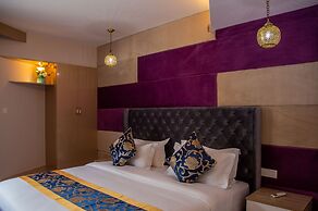 VANCII HOTEL