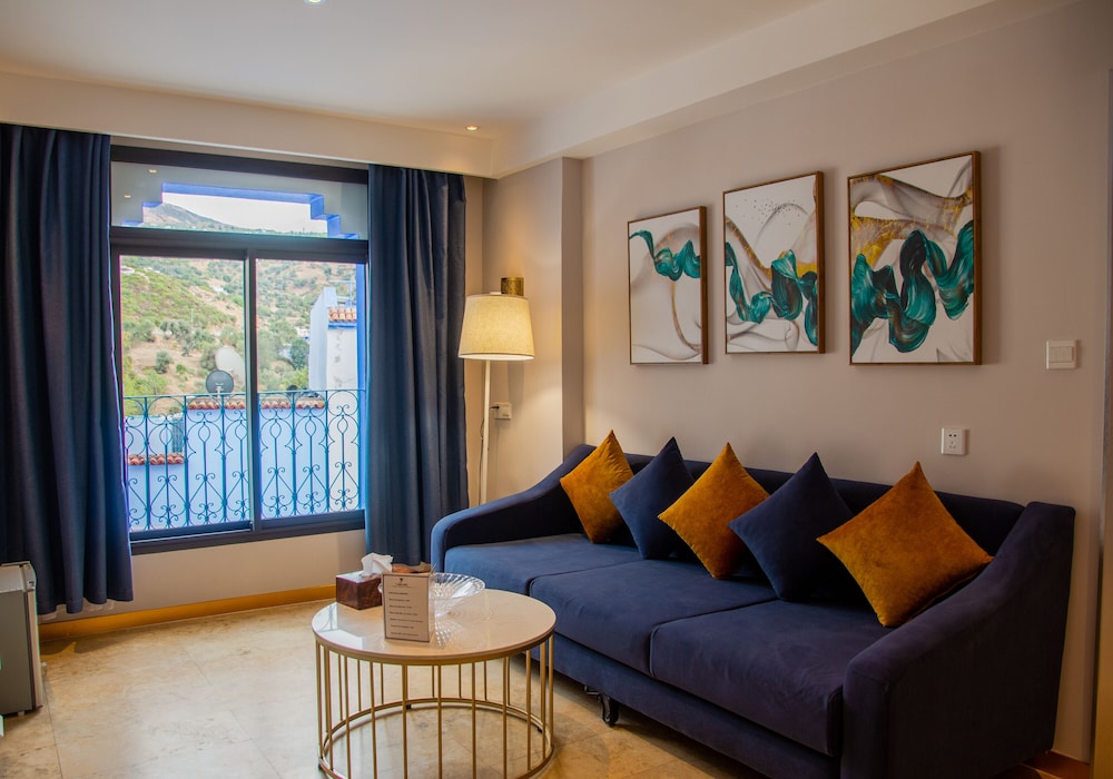 VANCII HOTEL