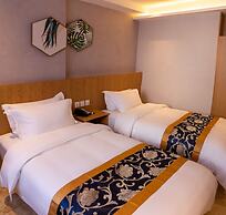 VANCII HOTEL
