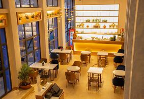 VANCII HOTEL