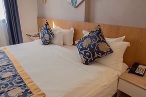 VANCII HOTEL