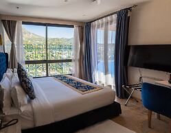 VANCII HOTEL
