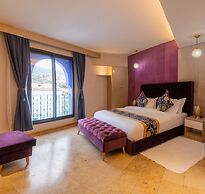 VANCII HOTEL