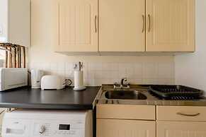 Charming 1-bed Apartment in Luton