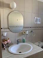 Apartment Sleeps 4 With Sea Views